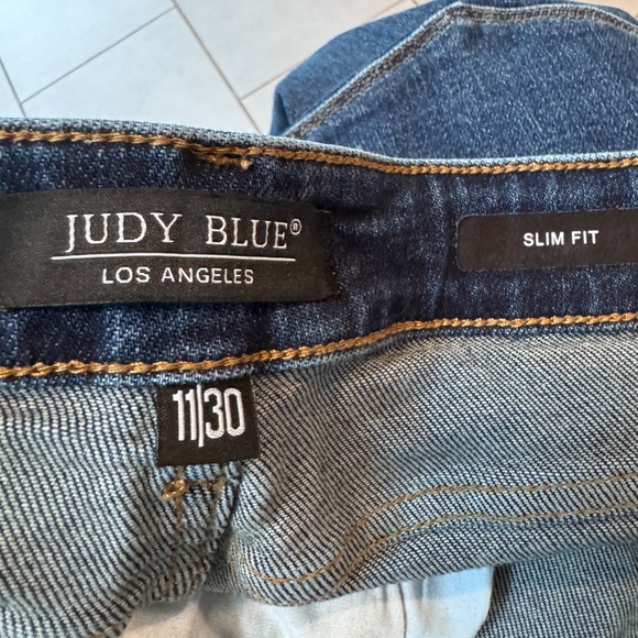 Judy Blue jeans~Size 11/30~frayed hem~excellent like new condition - Picture 14 of 15